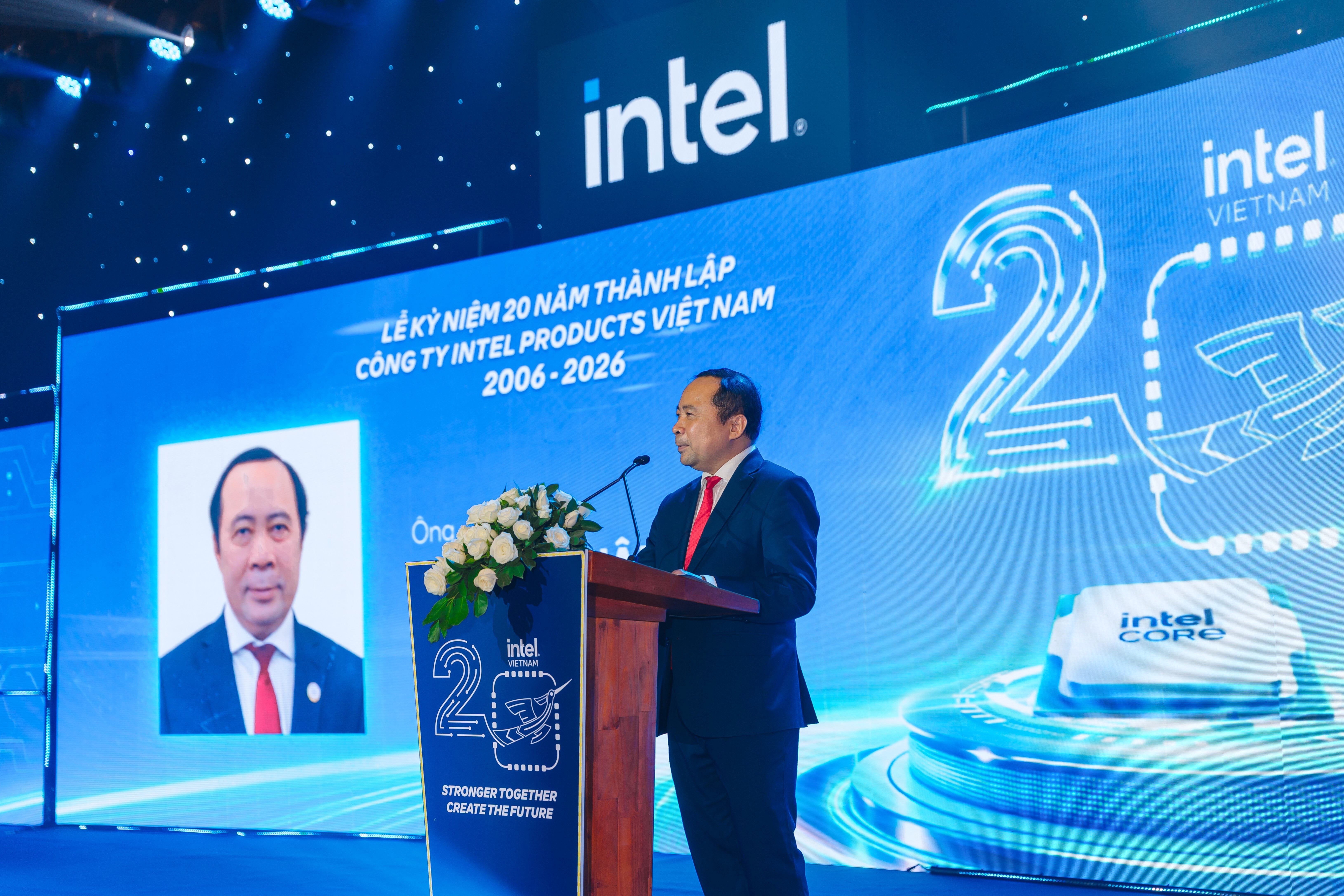Nhà máy Intel Việt Nam đóng góp hơn 110 tỷ USD giá trị xuất khẩu