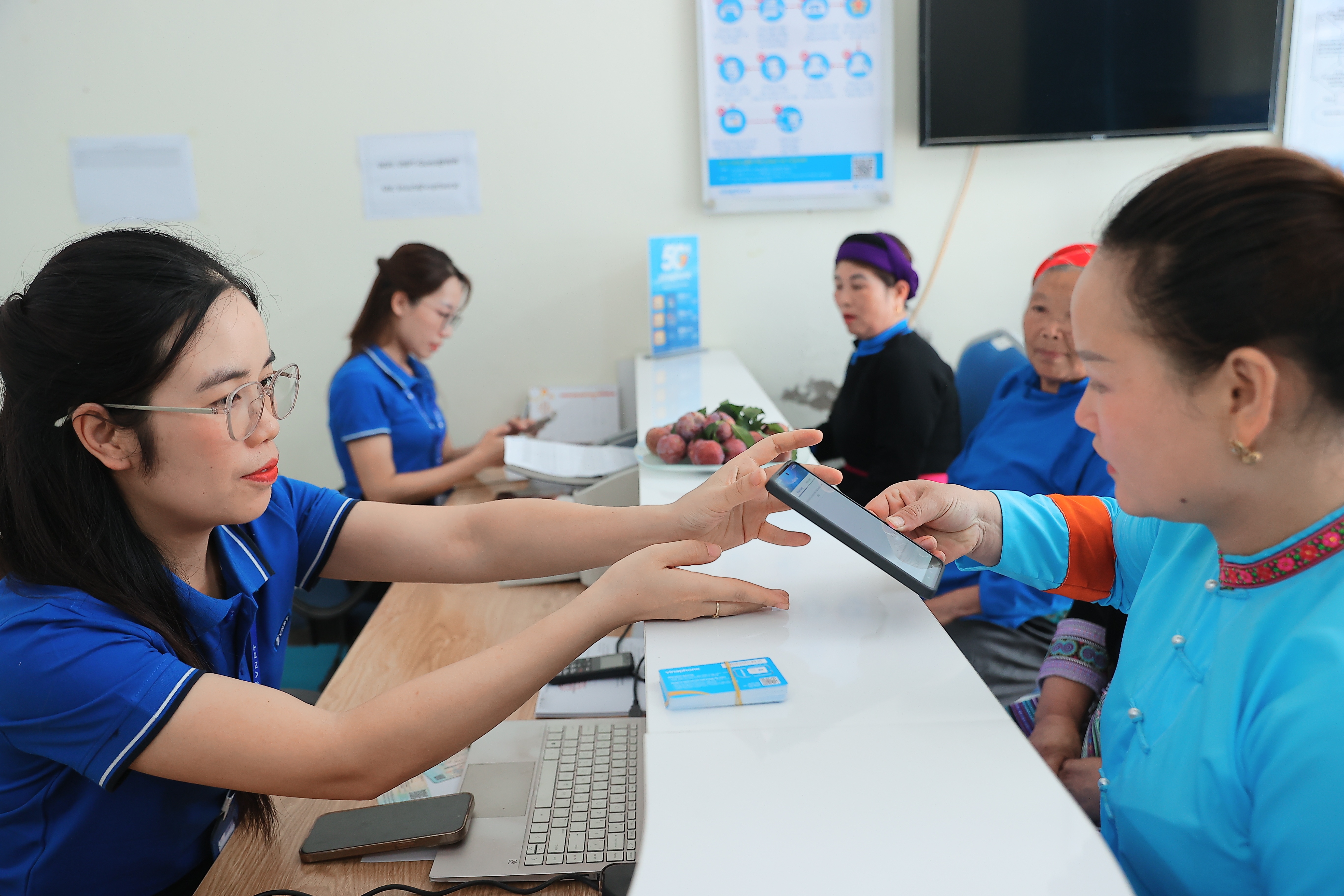 Gần 18 triệu thuê bao bị khóa một chiều vì chưa xác thực - 2