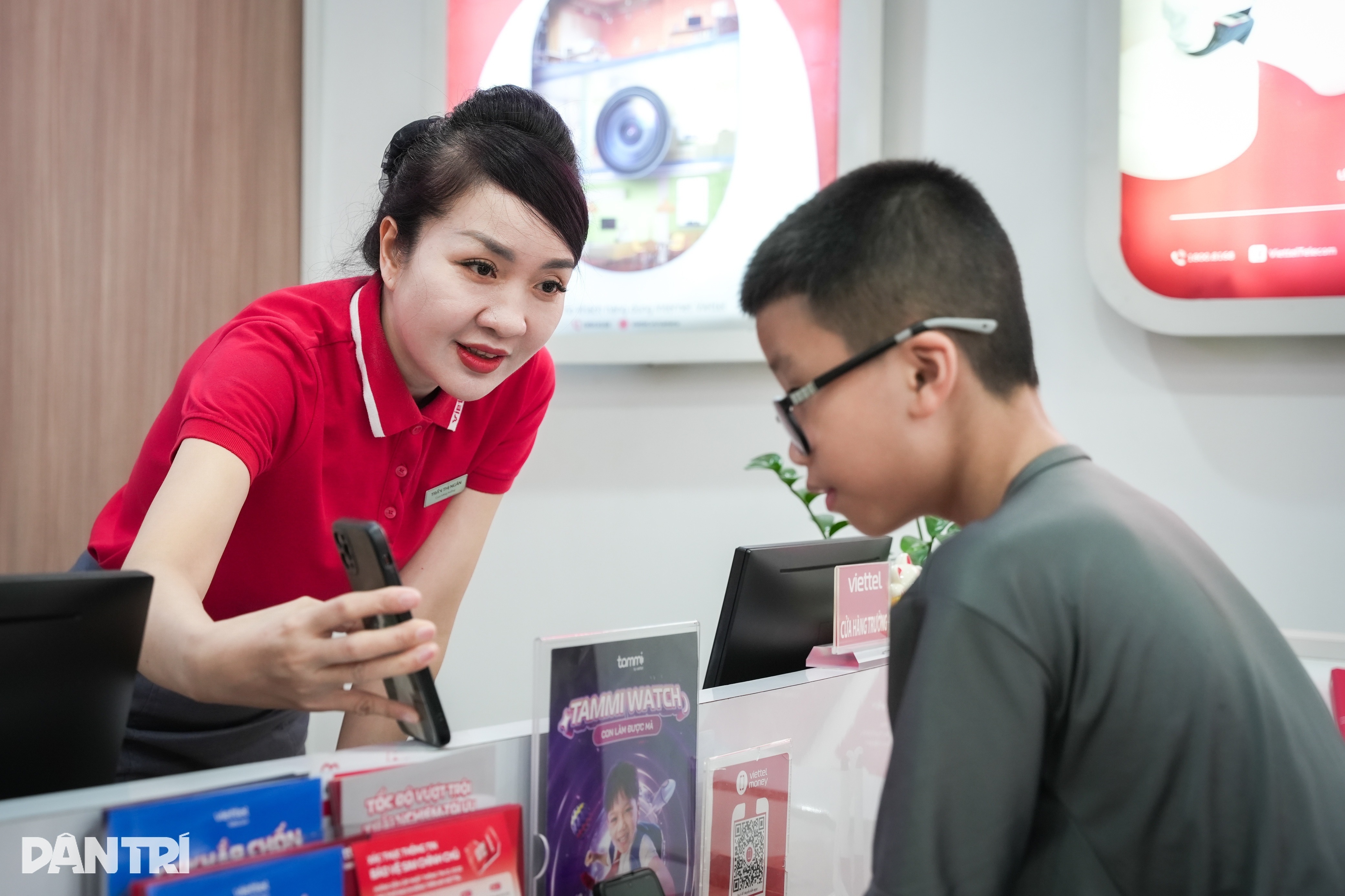 Điểm tuần: Hàng triệu thuê bao bị khóa và nguy cơ mất Zalo vì chưa xác thực