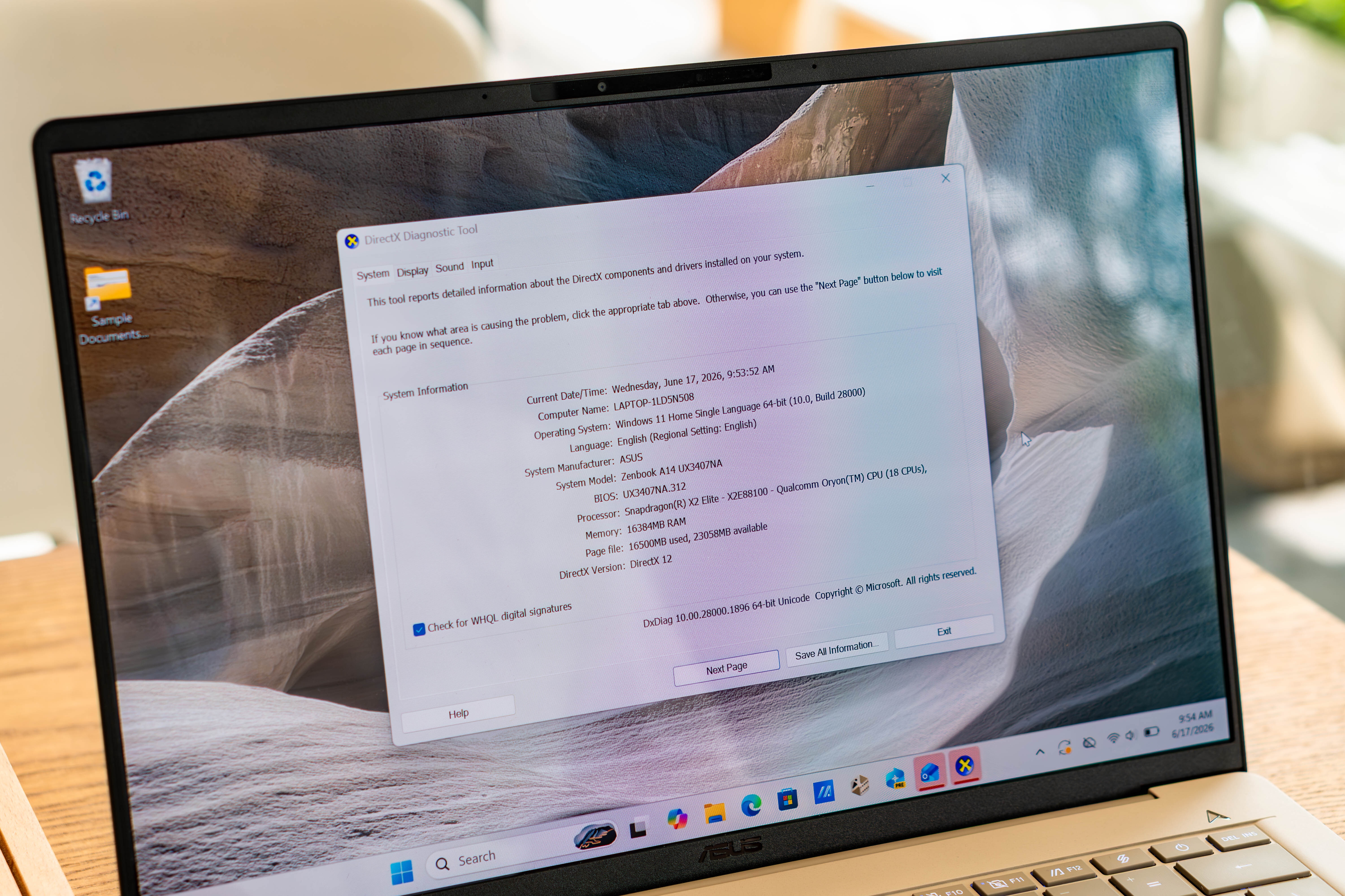 ASUS Zenbook A14: Laptop mỏng nhẹ cho kỷ nguyên AI - 2