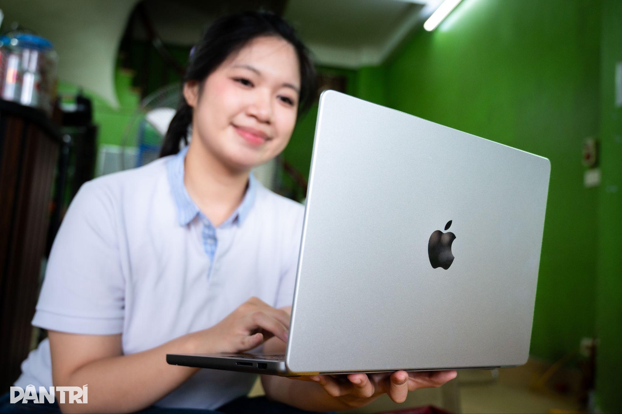 Apple tăng giá tại Việt Nam: Người tiếc nuối, người tiết kiệm tiền triệu - 2