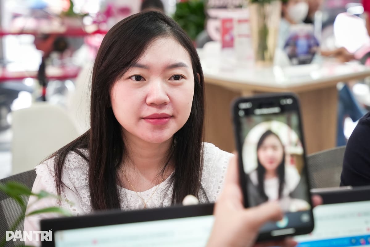 Chuẩn hóa thuê bao hạ nhiệt, không còn cảnh chen chúc xếp hàng