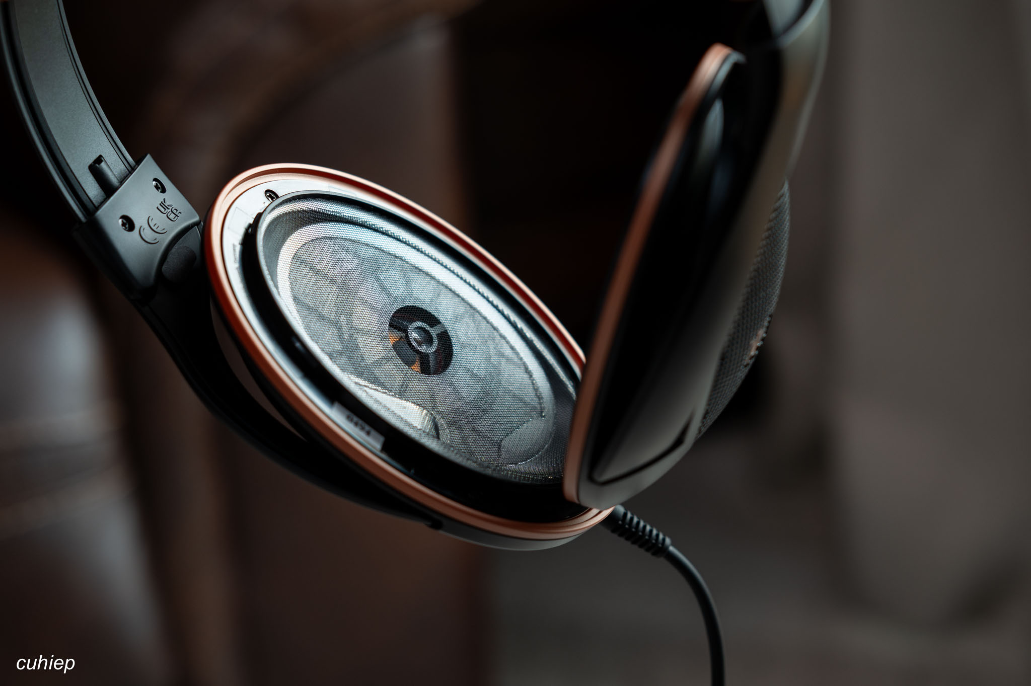 Sennheiser-HD505-HD550-Tinhte-cuhiep-11.jpg