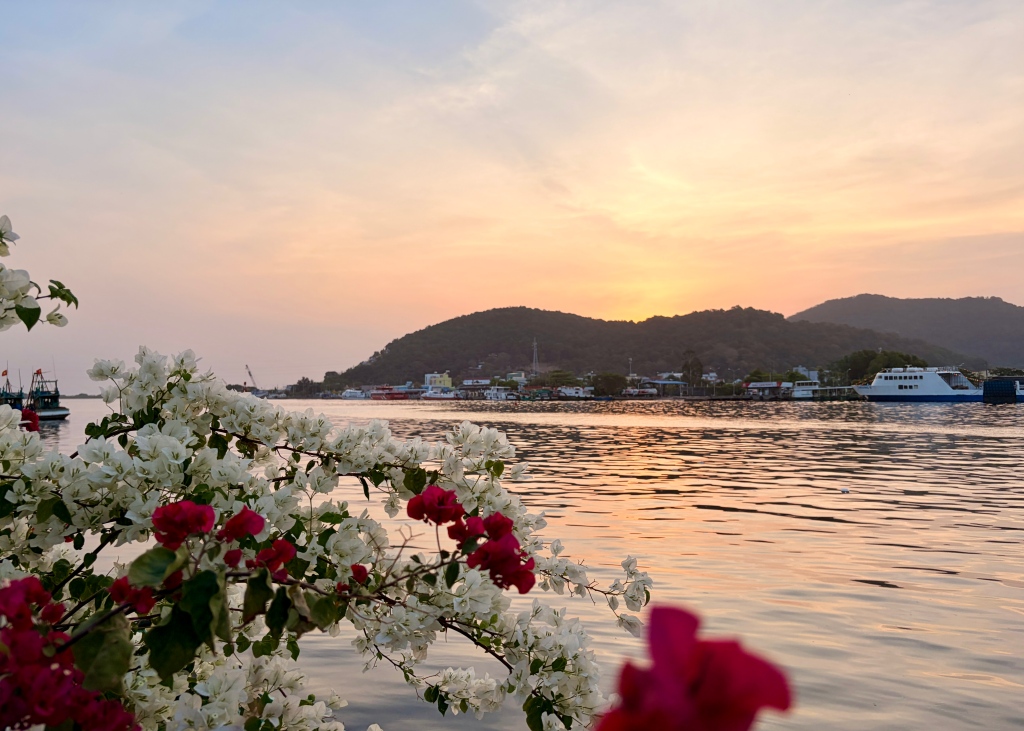 Du lịch Tết 3 ngày 2 đêm ở Hà Tiên, đủ vui, đủ đẹp và thư giãn với thiên nhiên biển đảo.
