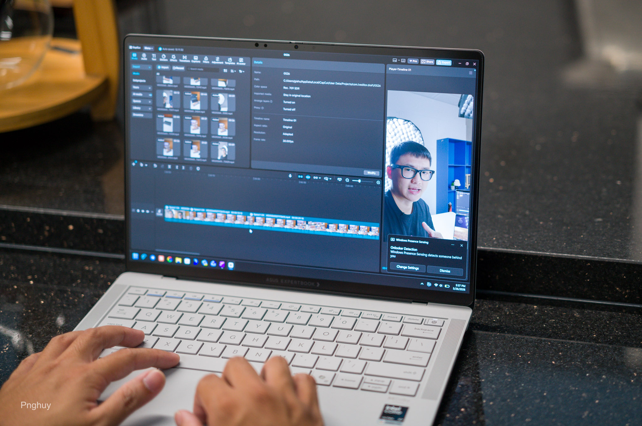 tinhte-huy-tren-tay-laptop-ASUS-ExpertBook-Ultra-36.jpg