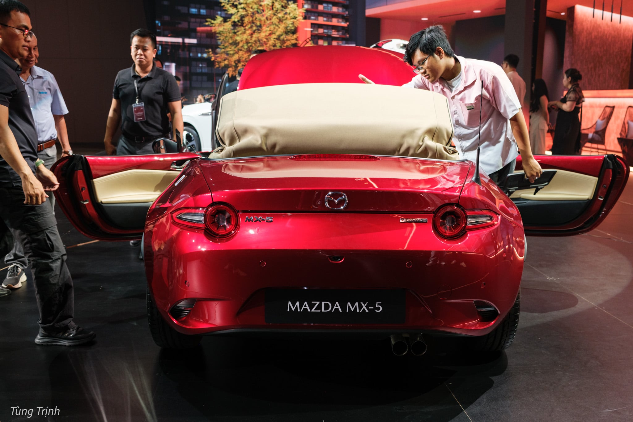 mazda-mx-5-ra-mat-thi-truong-viet-nam-13.jpg