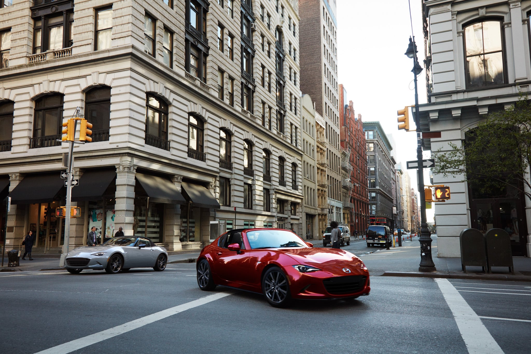 mazda-mx-5-ra-mat-thi-truong-viet-nam-17.jpg
