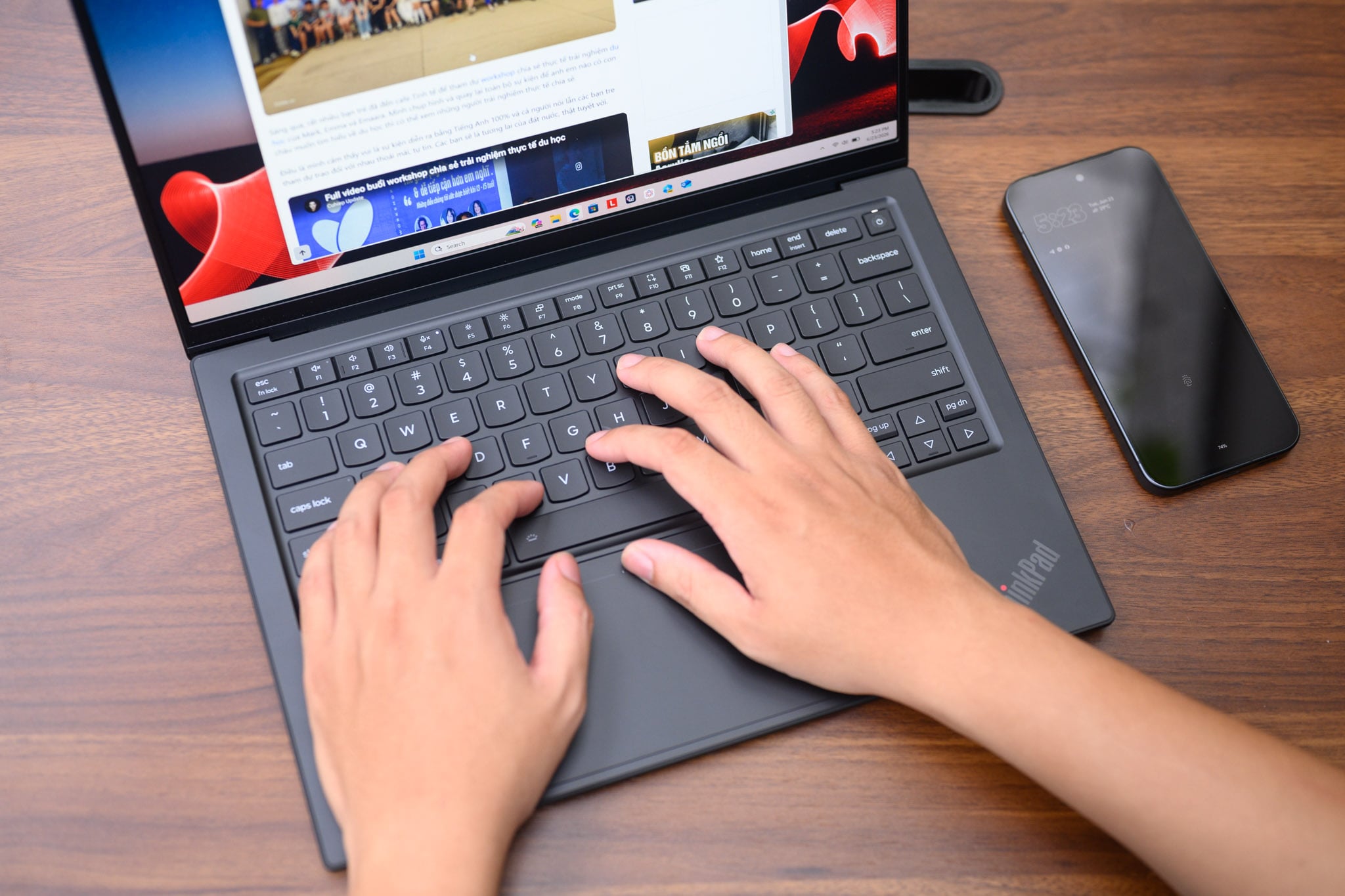 tinhte-huy-thinkpad-x1-carbon-gen-14-15.jpg