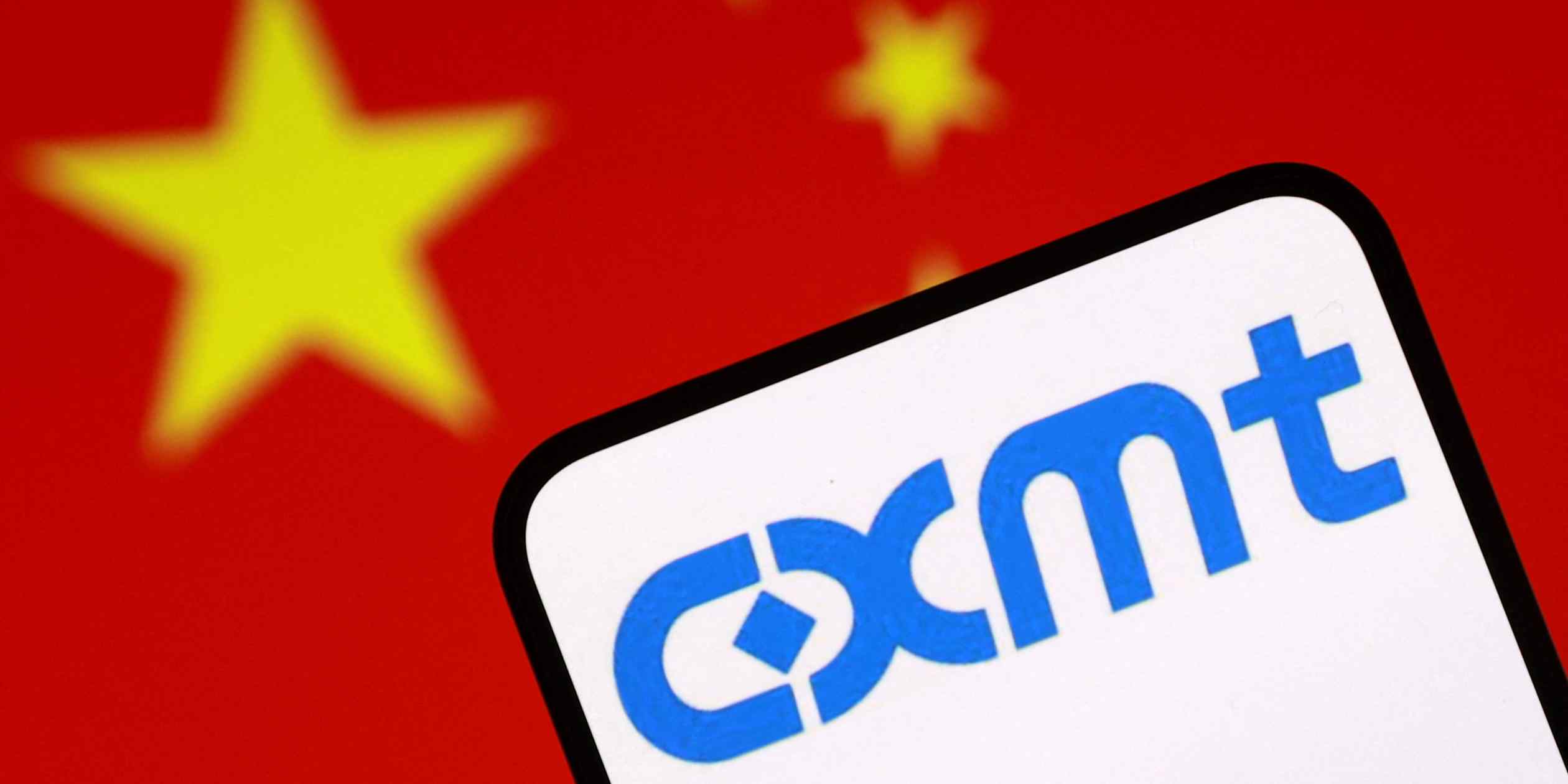 Apple vận động chính quyền Trump cho phép mua chip nhớ của CXMT Trung Quốc!