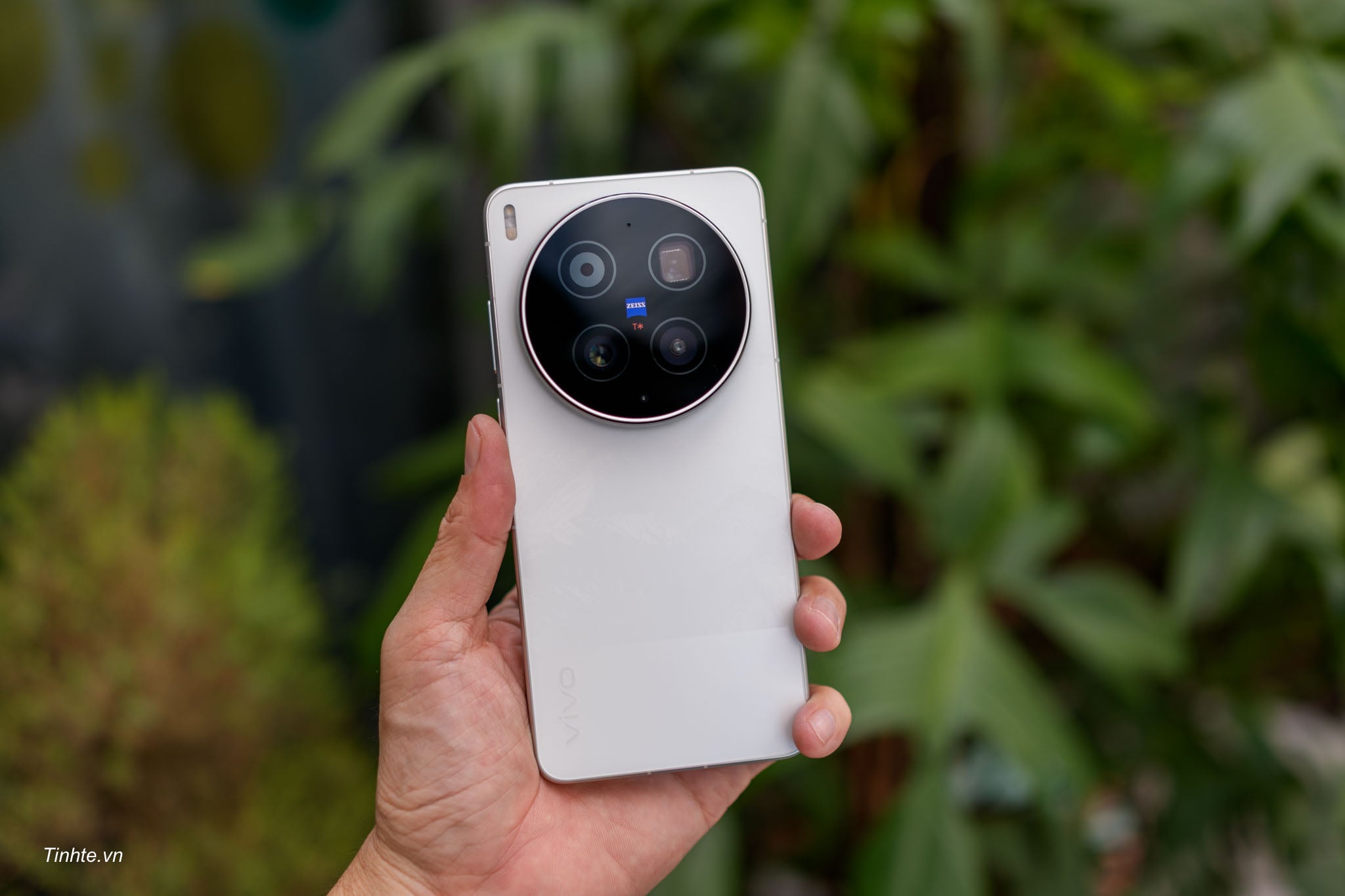 8994931-unbox-vivo-x300-ultra-tinhte-cuhiep-1.jpg