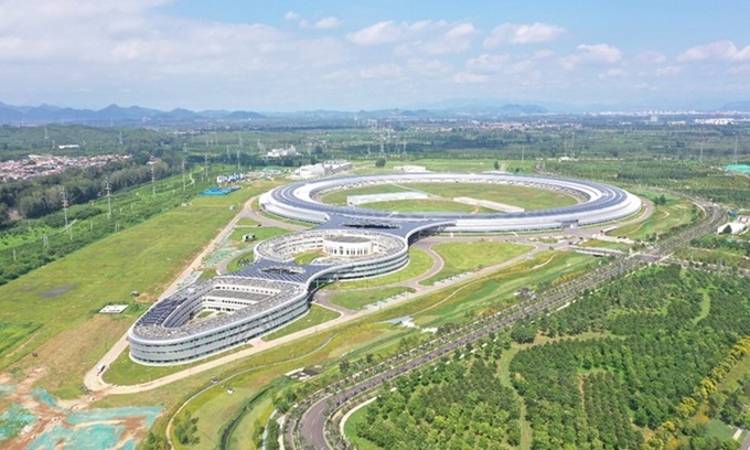 Cơ sở Nguồn photon năng lượng cao (HEPS) ở gần Bắc Kinh. Ảnh: China Daily