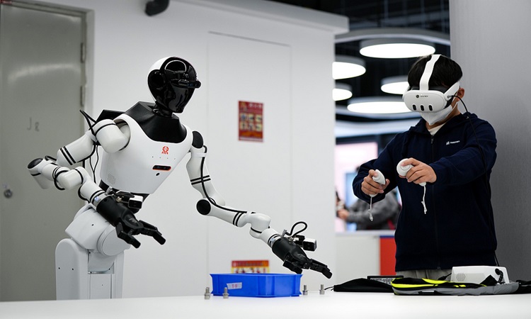 Trung tâm huấn luyện robot hình người của Trung Quốc